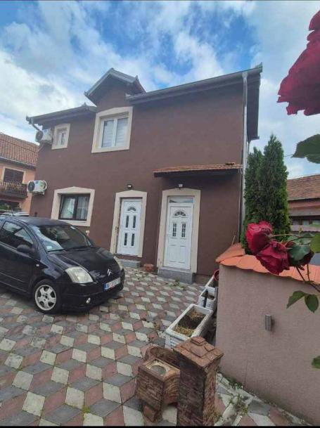 ZVEZDARA MALI MOKRI LUG 70m2 , 99000e