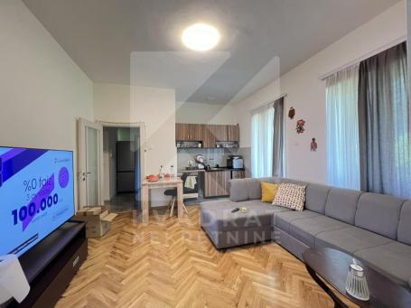 Izdavanje, Dvosoban stan, Podgorica, Centar, 70m2