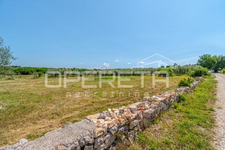Istra, Poreč okolica- Građevinsko zemljište u kombinaciji s poljoprivrednim