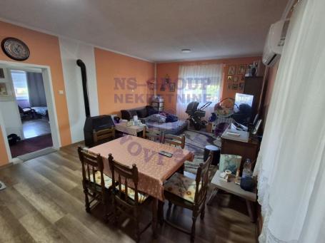 Odlična kuća u Budisavi 