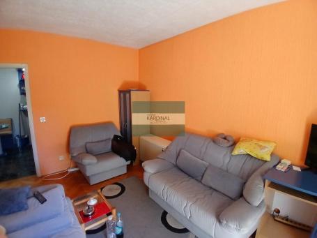 Izdaje se Jednosoban stan 26 m², Strelište, Jagodina, 1. sprat