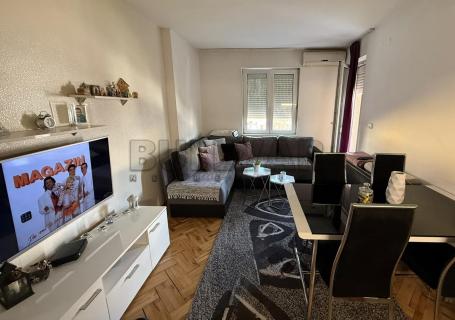 Izdaje se odličan jednoiposoban stan kod Parka Svetog Save, 35m2