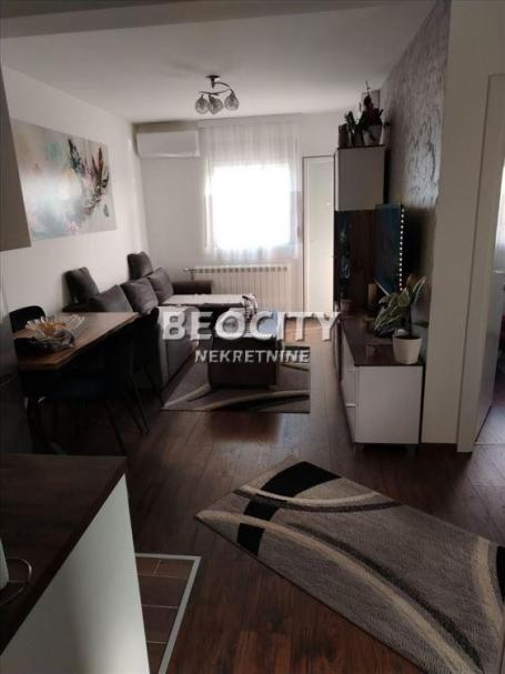 Palilula, Borča, JNA, 2.5, 45m2, 112000EUR Prelep stan