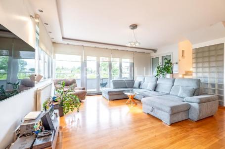 Zagreb, Srebrnjak, penthouse 199 m² privatnosti, wellness zona i vrt