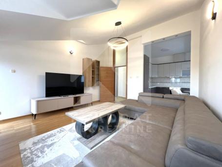 Izdavanje, Dvosoban stan, Podgorica, Momišići, 72m2