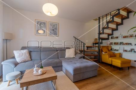 Istra, Pula - Nova Veruda, kuća sa tri apartmana na odličnoj lokaciji blizu mora