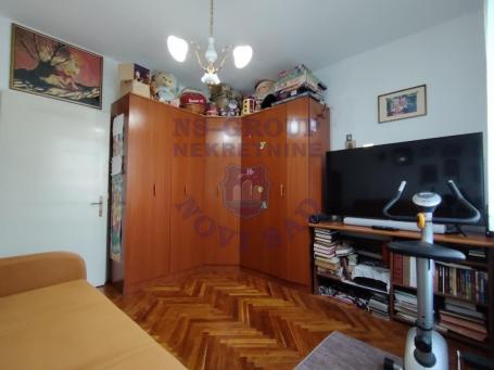 Odličan komforan dvosoban stan na jednoj od traženih lokacija!