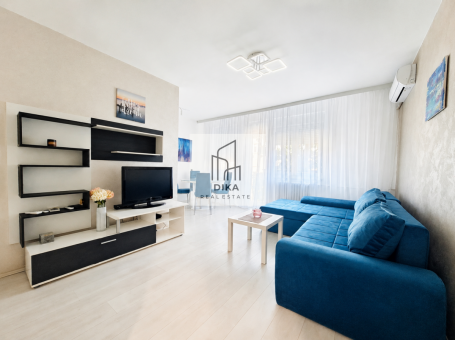 Prvo useljenje | Renoviran i opremljen 2.0 stan | Savski venac | 50 m²