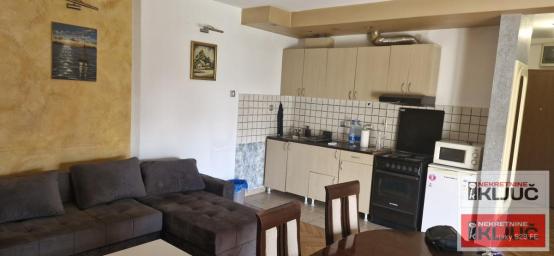 Dvosoban stan 47 m², Socijalno, Novi Sad, 2. sprat