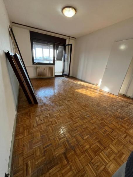 Dvosoban stan 60 m², Petrovaradin, Novi Sad, 5. sprat