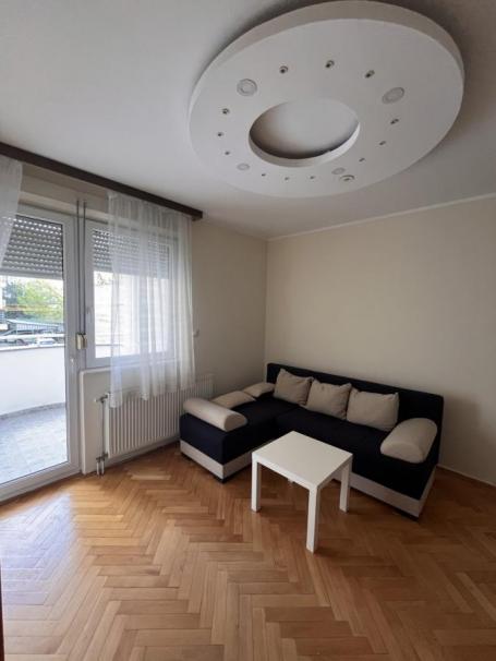 Dvosoban stan 42 m² na Grbavici, Novi Sad, 1. sprat