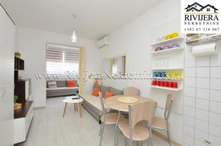 Studio prodaja Topla 2 Herceg Novi