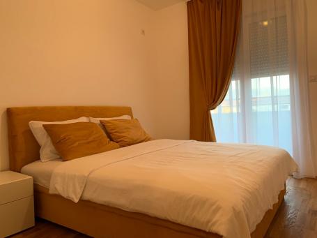 Jednosoban stan, 48m2, Stari aerodrom, IZDAVANJE