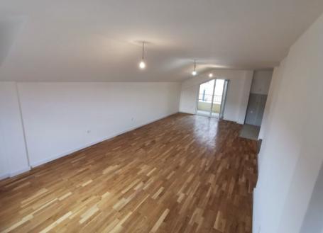 Jednosoban stan, 68m2, Ljubovic
