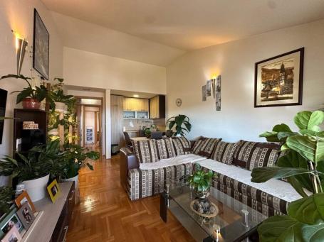 Stan 55 m² na Izdavanje – Centar, Budva