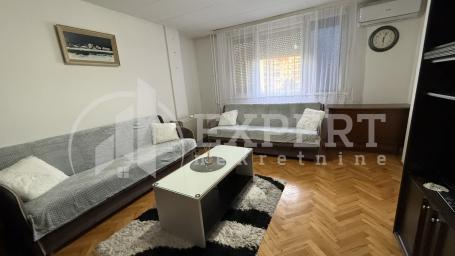 Izdaje se stan kod Pantelejske crkve, 34m2!