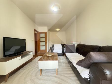 Izdavanje, Dvosoban stan, Podgorica, Preko Morače, 75m2