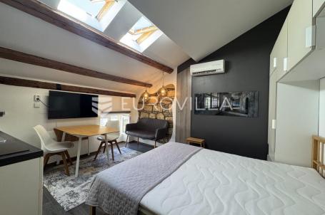 Istra, Rovinj, funkcionalan studio 19.8 m² na 4. katu u centru grada