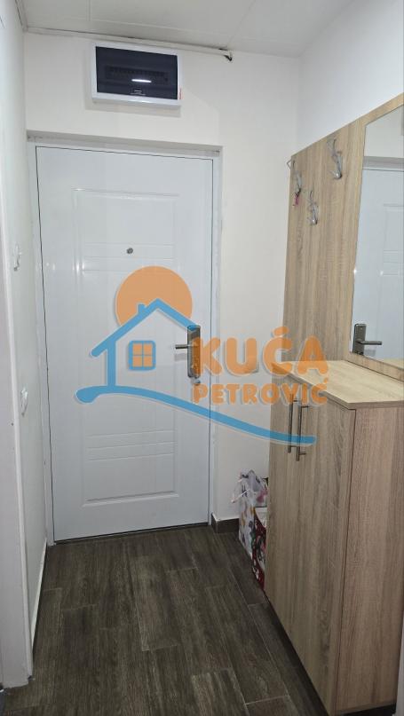 Izdaje se odlican stan preko puta Delta Planet, 41m2