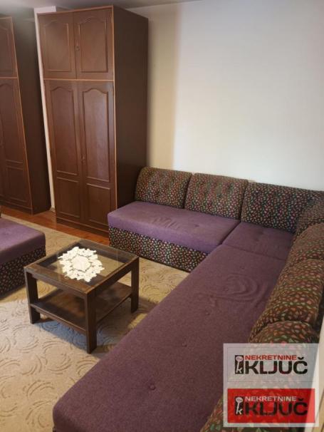 Jednoiposoban stan 40 m², Liman 4, Novi Sad, 2. sprat