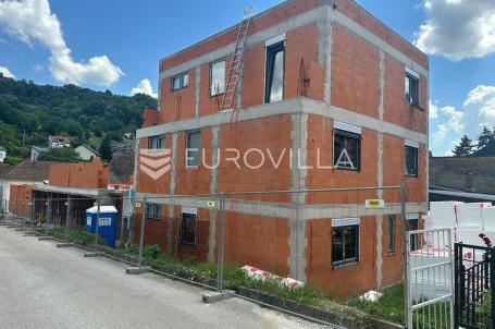 Požega, luksuzni četverosobni stan u novogradnji