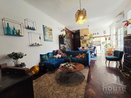 SREMSKI KARLOVCI - SREMSKI KARLOVCI - 260.00 m2