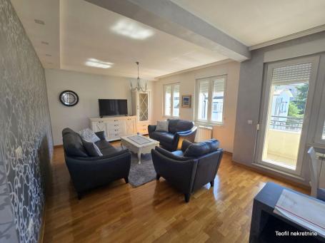 VOZDOVAC LEKINO BRDO 56m2 , (T) ,600e