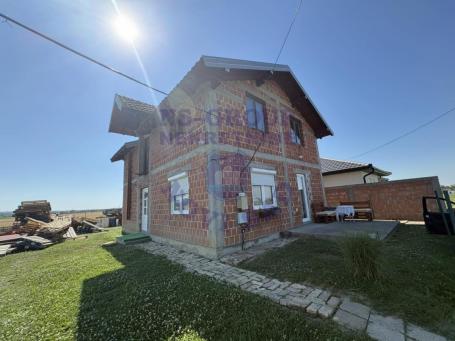 Porodična kuća u Veterniku