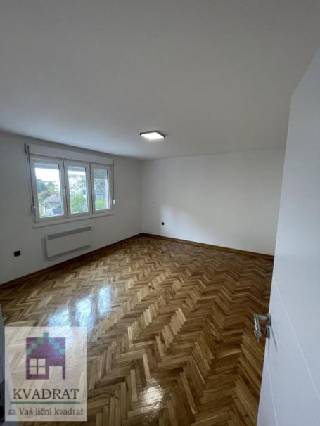 Dvosoban stan 49m² sa terasom, II sprat – Adamovićevo naselje, Novi Sad (KOMPLETNO RENOVIRAN) - 135.