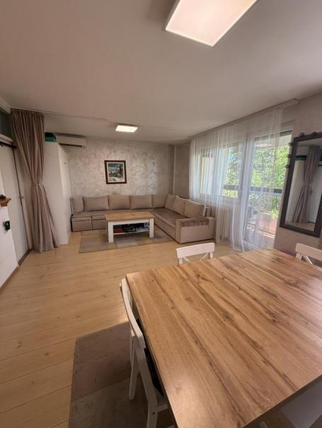 Odličan, uknjižen trosoban stan 61m2 na Bulevaru Jovana Dučića – Može kredit!
