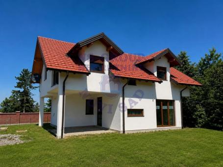 Prelepa potpuno nova kuća na Banstolu!