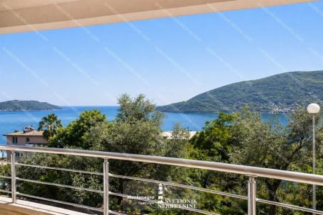 One-Bedroom Apartment with Sea View near the Old Town, Herceg Novi