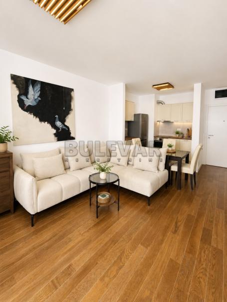 Luksuzan, do sada neuseljavan jednosoban stan u kompleksu Planet Residence – 39 m²