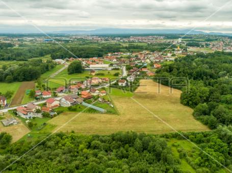 Zagrebačka ulica 83, Dugo Selo, 13.350,00 m2, 534.000,02 EUR