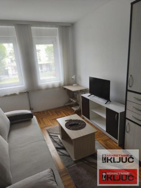 Jednosoban stan 28 m², Bulevar Evrope, Novi Sad