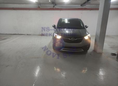 Garazno mesto u suterenu zgrade na Telepu