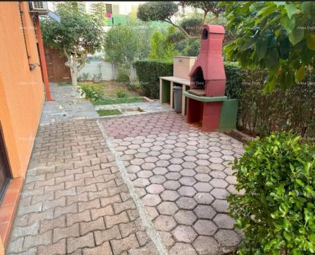 Wohnung Zu verkaufen: Wohnung in Novigrad mit großem Garten.