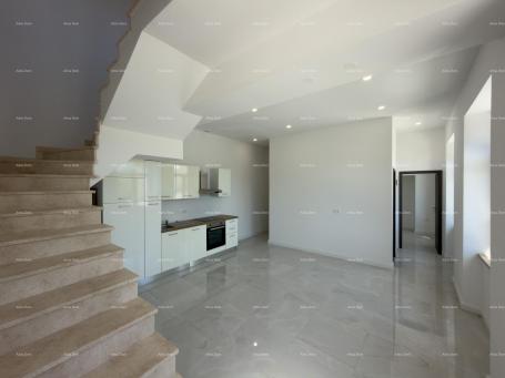 Kuća Kuća 150 m² – Pula, Šijana