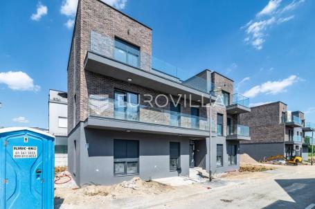 Zagreb, Sveta Klara, moderan trosoban stan u novogradnji s parkirnim mjestom, 67 m²