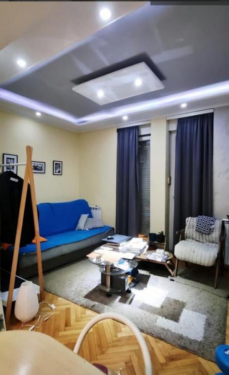 Garsonjera na Sajmištu, Novi Sad, 24 m², 1. sprat