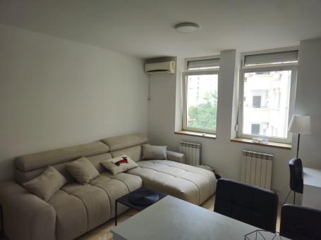 NOVI SAD - CARA DUŠANA - 27.00 m2