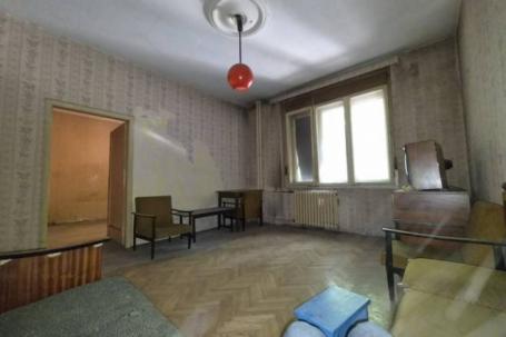 Dvosoban stan u ulici Desanke Maksimović, 56m2