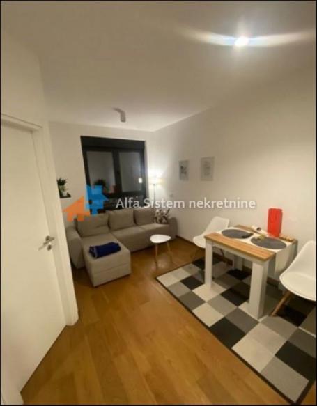 Izdavanje, Stan, Južni bulevar