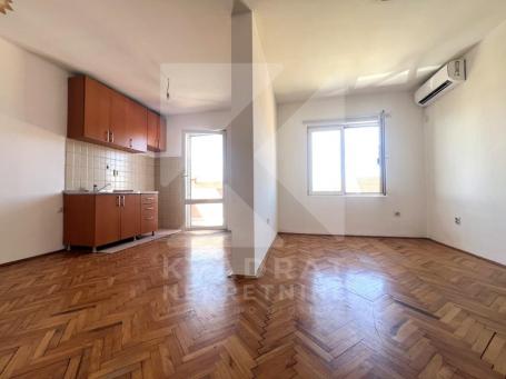 Izdavanje, Jednosoban stan, Podgorica, Stari Aerodrom, 58m2