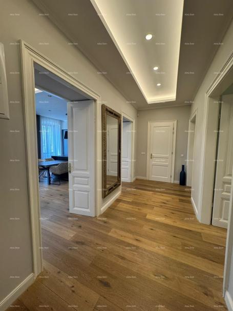 Apartment Sale - Luxuriously Renovated Apartment in the Center of Pula!