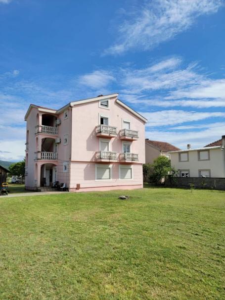 Kuća 130 m² na Izdavanje – Zlatica, Podgorica