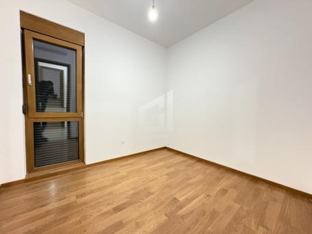 Stan 82 m² na Izdavanje – Vezirov Most, Podgorica