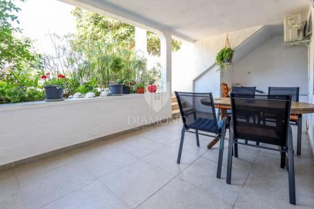 Rovinj, četiri jedinice za najam na 200m od uređene plaže