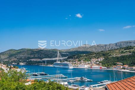 Dubrovnik, vila s bazenom i panoramskim pogledom