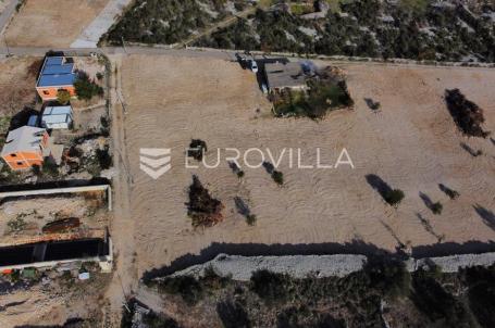 Pirovac, građevinsko zemljište, 1288 m²